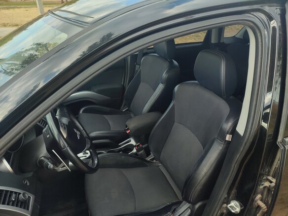 2012 Mitsubishi Outlander II Рестайлинг, чёрный, 1400000 рублей - вид 6