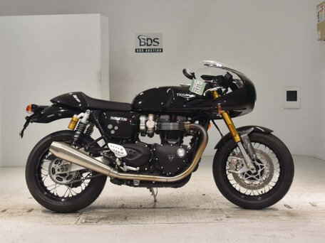 2024 Triumph Thruxton, чёрный, 1400000 рублей, вид 1