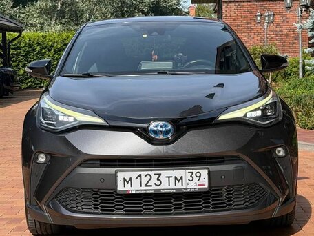 2020 Toyota C-HR I Рестайлинг, серый, 2800000 рублей, вид 1