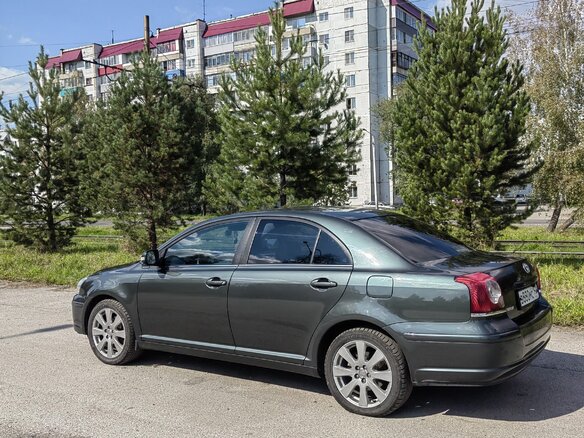 2007 Toyota Avensis II Рестайлинг, зелёный, 785000 рублей - вид 4