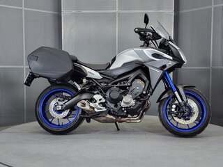 2015 Yamaha MT-09 Tracer (FJ-09), серебристый, 777000 рублей, вид 1