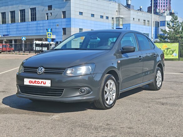 2015 Volkswagen Polo V, серый, 959000 рублей