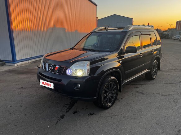 2008 Nissan X-Trail II, чёрный, 1050000 рублей