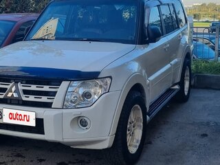 2011 Mitsubishi Pajero IV Рестайлинг 1, белый, 2200000 рублей, вид 1