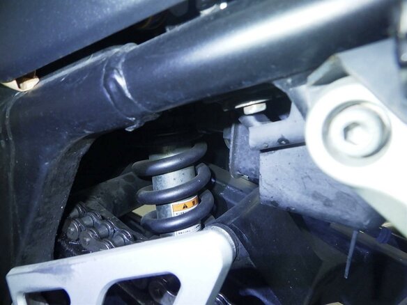 2011 Suzuki GSX 1250 FA, белый, 595000 рублей - вид 9