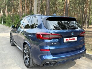 2021 BMW X5 45e IV (G05/G18), синий, 8890000 рублей, вид 4