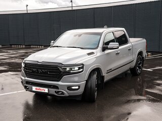 2019 Ram 1500 Crew Cab V, серый, 7550000 рублей, вид 1