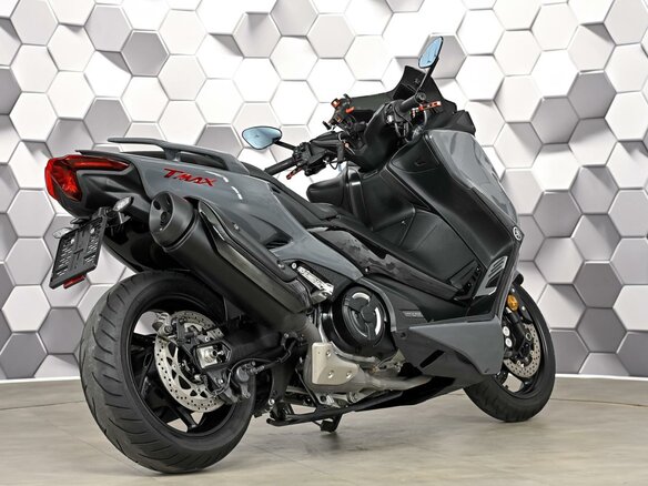 2021 Yamaha TMAX, серый, 979000 рублей - вид 6