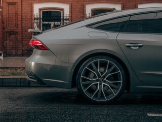2019 Audi A7 45 TFSI II (4K), серый, 5000000 рублей, вид 4