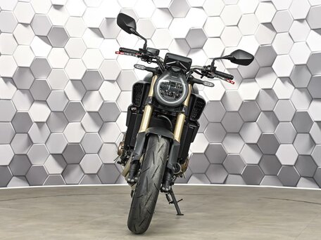 2024 Honda CB 650R, серый, 1177000 рублей, вид 5