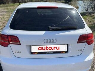 2011 Audi A3 II (8P) Рестайлинг 2, белый, 900000 рублей, вид 3