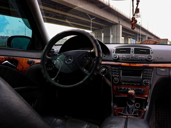 2002 Mercedes-Benz E-Класс 320 III (W211, S211), синий, 1030000 рублей - вид 19