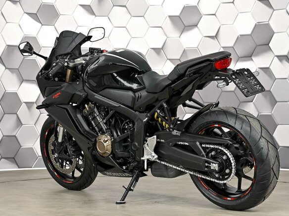 2021 Honda CBR 650R, чёрный, 899000 рублей - вид 7