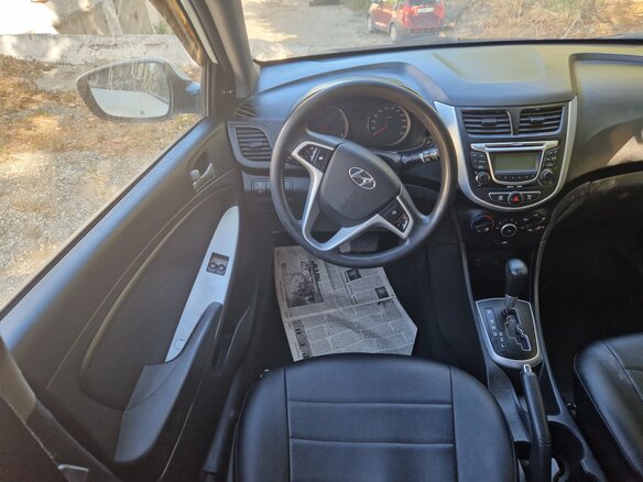 2014 Hyundai Solaris I, чёрный, 1100000 рублей - вид 7