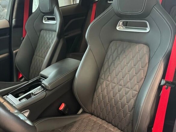 2019 Jaguar F-Pace SVR I, чёрный, 8500000 рублей - вид 29