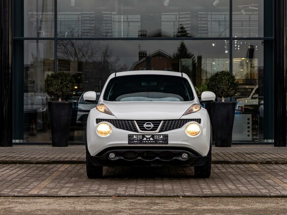 2012 Nissan Juke I, белый, 895000 рублей - вид 1