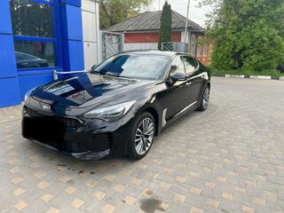 2019 Kia Stinger I, чёрный, 2300000 рублей, вид 2