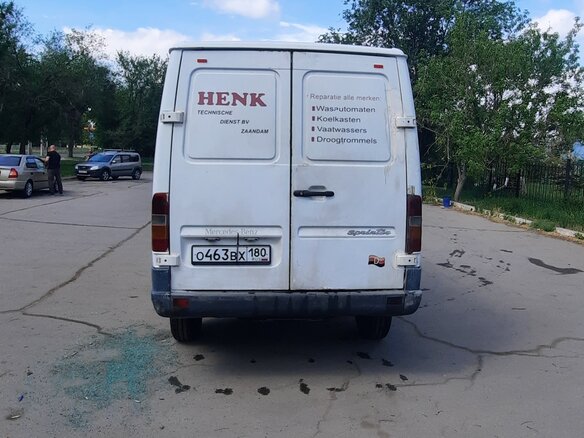 2001 Mercedes-Benz Sprinter, белый, 520000 рублей - вид 4
