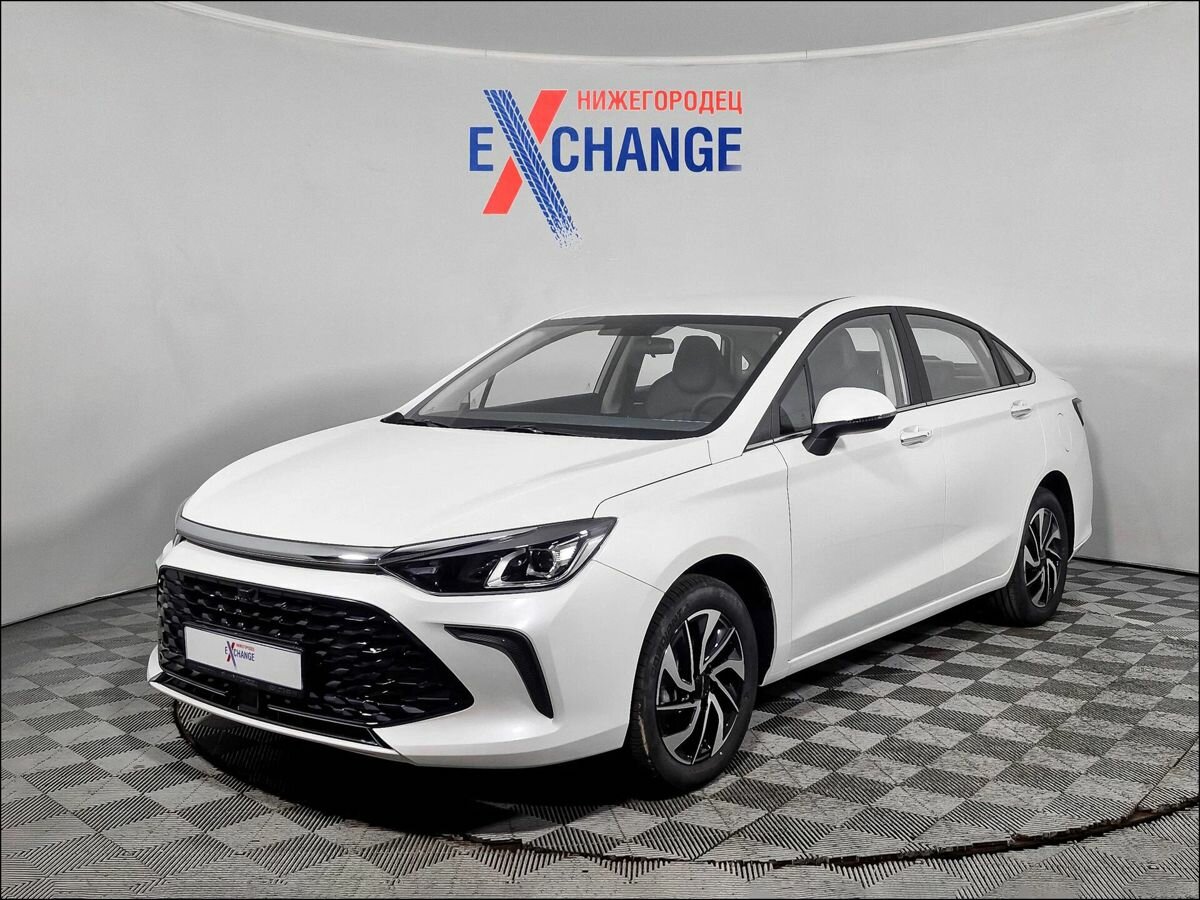 Открыть фотографии: BAIC U5 Plus