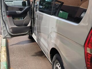 2009 Hyundai Grand Starex I, серый, 1000000 рублей, вид 4