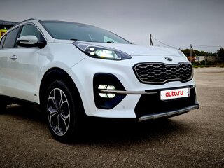 2021 Kia Sportage IV Рестайлинг, белый, 2570000 рублей, вид 2