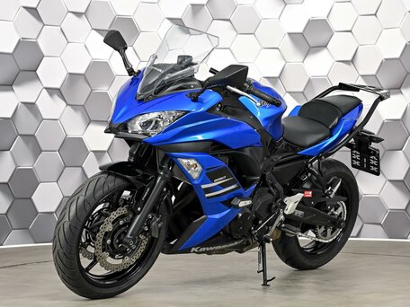2018 Kawasaki Ninja 650, синий, 655000 рублей, вид 2