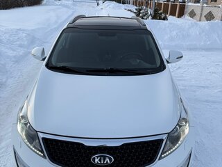 2014 Kia Sportage III Рестайлинг, белый, 1800000 рублей, вид 1