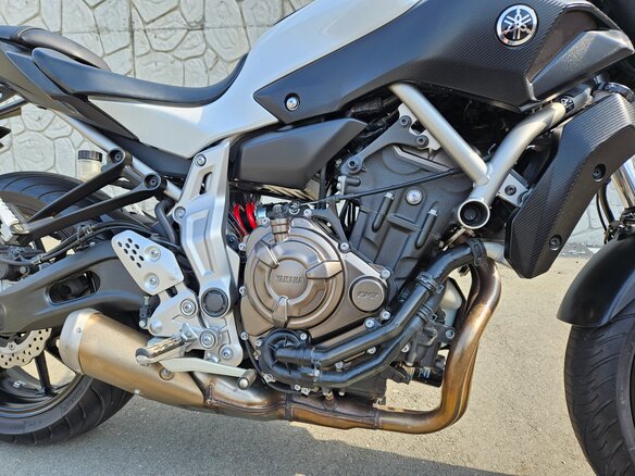 2016 Yamaha MT-07 (FZ-07), белый, 675000 рублей - вид 16