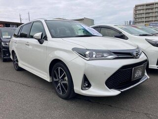 2018 Toyota Corolla Fielder XI (E160, E170) Рестайлинг 2, белый, 880000 рублей, вид 2