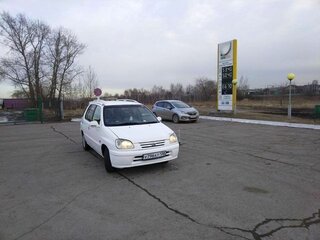1998 Toyota Raum I, белый, 385000 рублей, вид 1