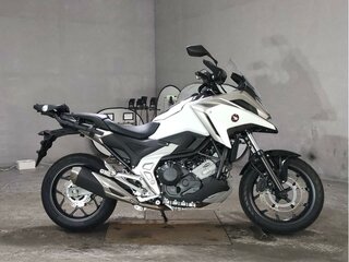 2023 Honda NC 750X, белый, 1077000 рублей, вид 2