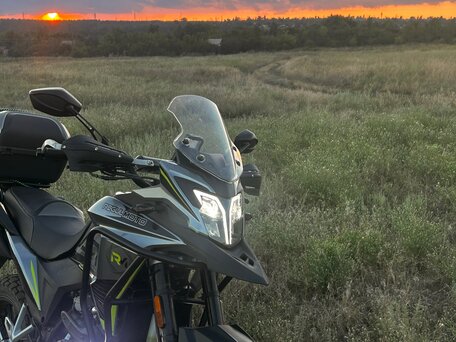 2025 Regulmoto ADV 300 NB, зелёный, 240000 рублей, вид 4