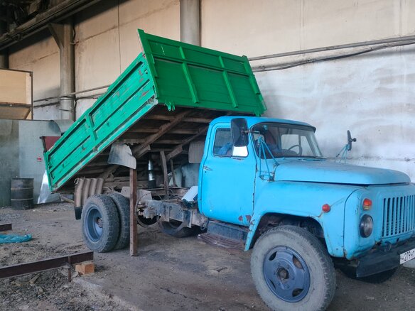 1990 ГАЗ 53, голубой, 200000 рублей
