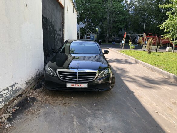 2018 Mercedes-Benz E-Класс 200 V (W213, S213, C238), чёрный, 2700000 рублей - вид 1