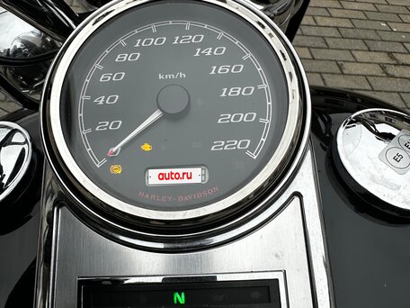 2018 Harley-Davidson Road King, чёрный, 2350000 рублей, вид 3