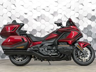 2025 Honda GL 1800 Gold Wing, красный, 3649000 рублей, вид 3