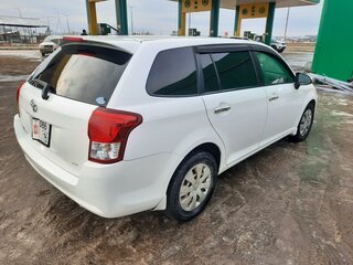 2012 Toyota Corolla Fielder XI (E160, E170, E180), белый, 1090000 рублей, вид 3