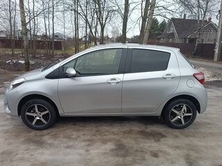 2019 Toyota Vitz III (XP130) Рестайлинг 2, серый, 1280000 рублей, вид 5