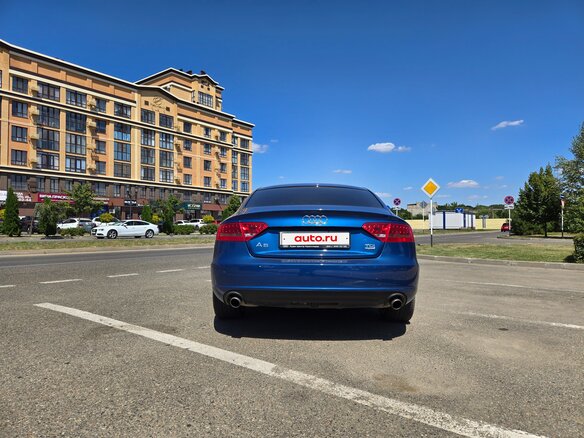 2011 Audi A5 I (8T), синий, 2200000 рублей - вид 4