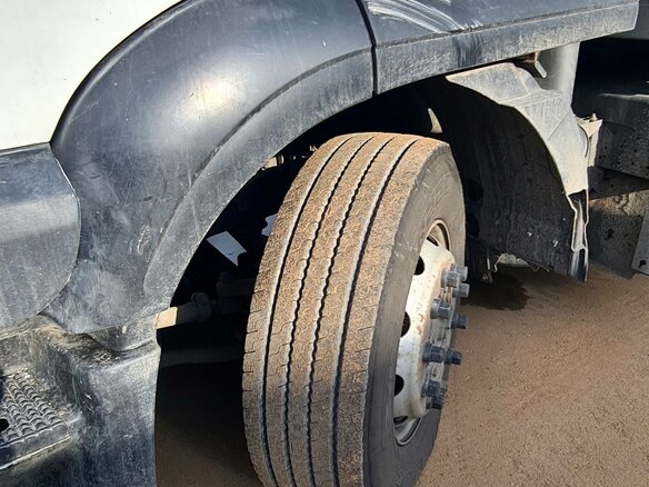 2011 Iveco Stralis, белый, 2950000 рублей - вид 4