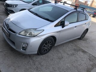 2011 Toyota Prius III Рестайлинг (XW30), серый, 700000 рублей, вид 2