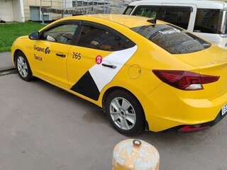 2019 Hyundai Elantra VI (AD) Рестайлинг, жёлтый, 900000 рублей, вид 3