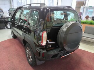 2023 Lada (ВАЗ) Niva Travel I, чёрный, 1553900 рублей, вид 5