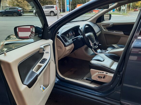 2011 Volvo XC60 I, синий - вид 19