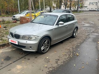2007 BMW 1 серии 120i I (E81/E82/E87/E88), серебристый, 800000 рублей, вид 1