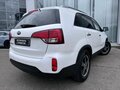 2017 Kia Sorento II Рестайлинг, белый, 2150000 рублей - вид 4
