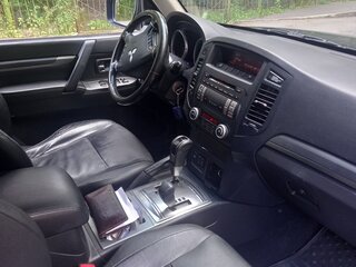 2013 Mitsubishi Pajero IV Рестайлинг 1, чёрный, 1900000 рублей, вид 5