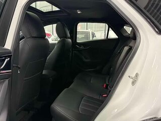 2023 Mazda CX-4 I Рестайлинг, белый, 2110000 рублей, вид 4