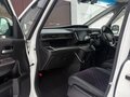 2016 Honda Stepwgn Spada V, белый, 2340000 рублей - вид 9