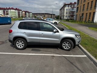 2012 Volkswagen Tiguan I Рестайлинг, серебристый, 1190000 рублей, вид 1